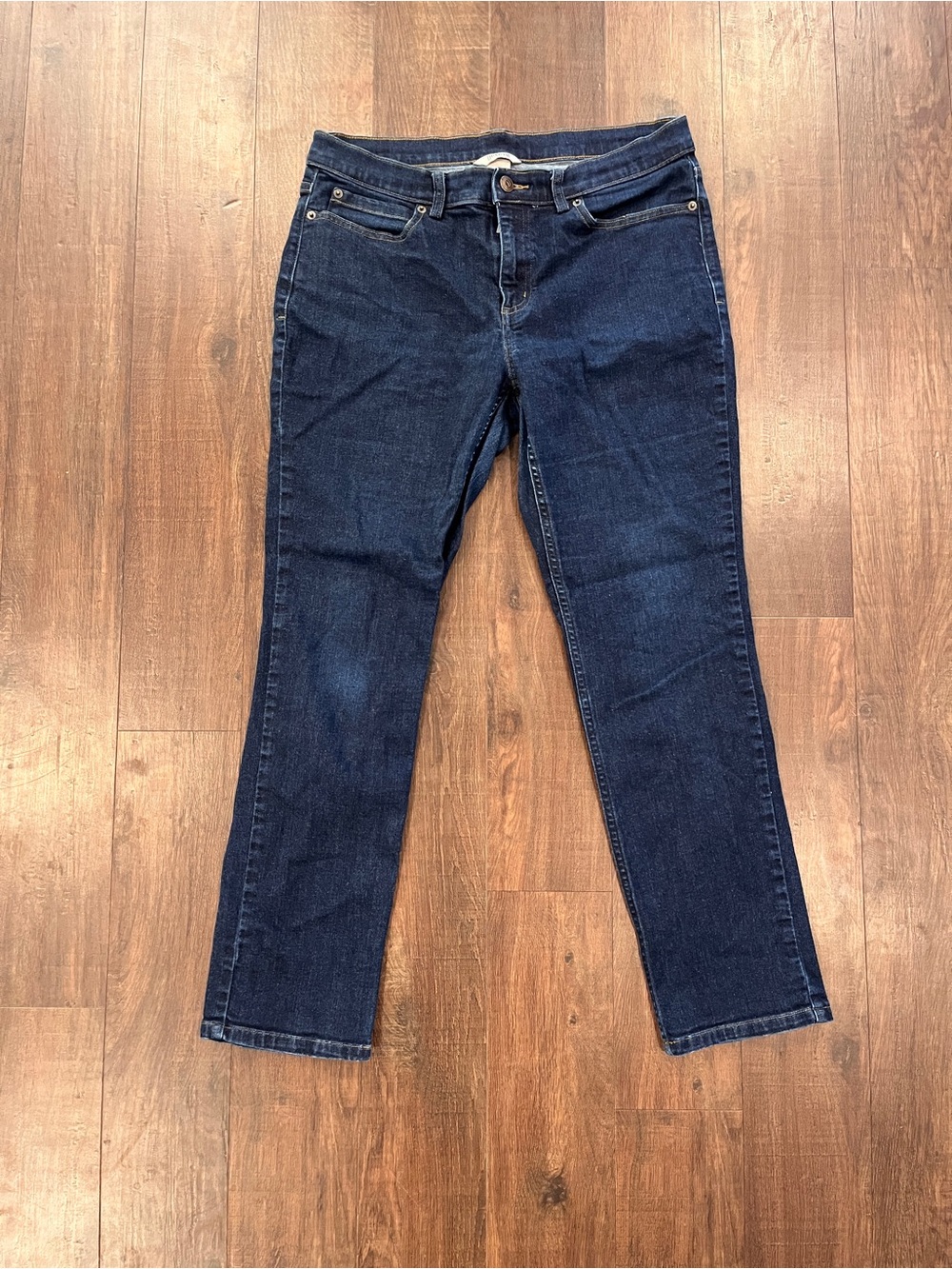 Duluth Trading Co Jeans Sz 10 x 29 Women Straight Leg Stretch Denim Dark Wash